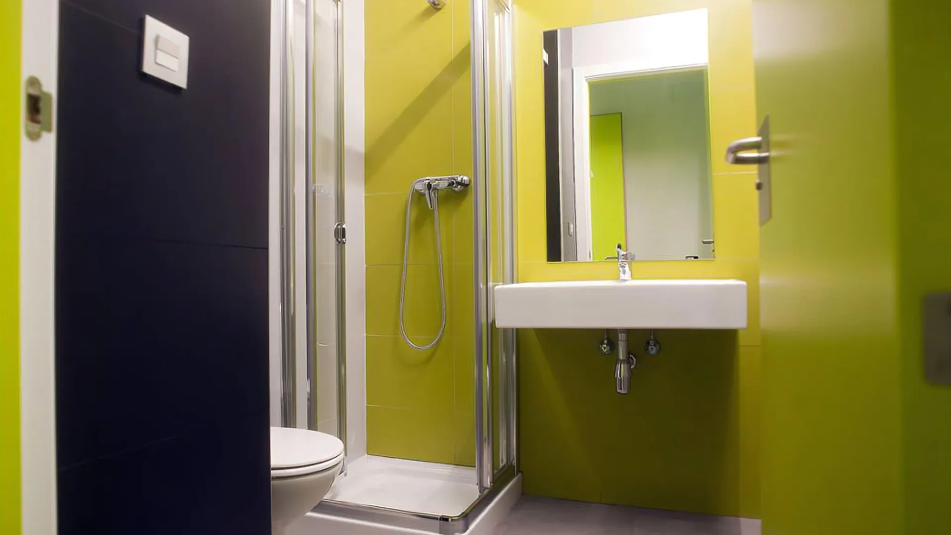 Uba Hostel San Sebastián