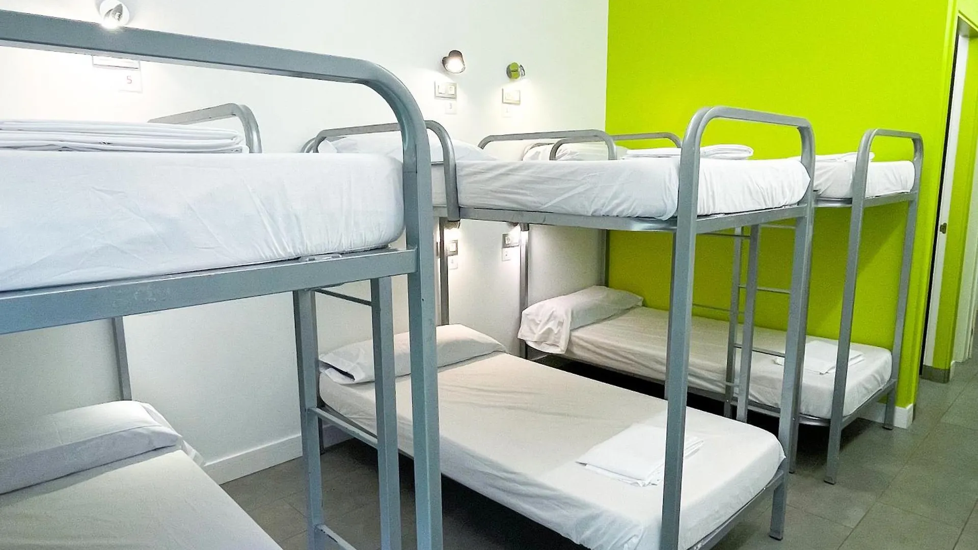 Uba Hostel San Sebastian